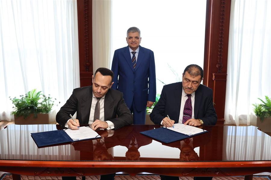 قناة السويس توقع عقد شراكة مع أنكوراج لإنشاء مجمع بتروكيماويات باستثمارات 6.5 مليار دولار